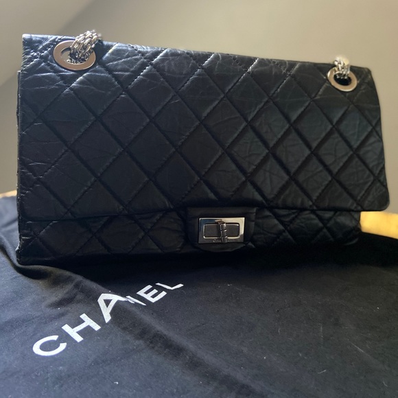 Chanel 228 Double Flap Hong Kong Mobile Exhibit - Picture 8 of 16